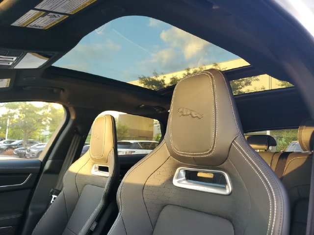 New 2026 Jaguar F-PACE R-Dynamic S AWD/4WD image 21