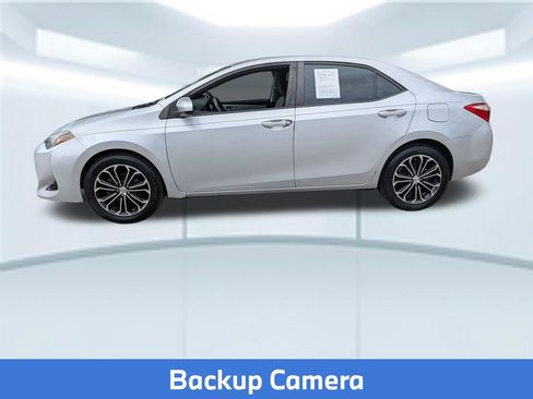 Used 2017 Toyota Corolla LE image 2