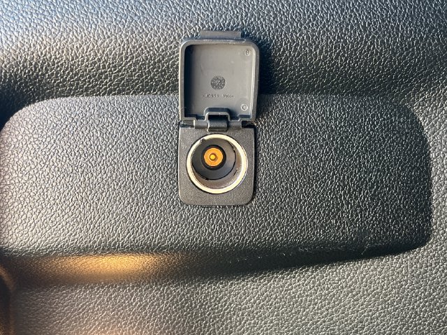 Used 2018 Ford Explorer XLT FWD image 6