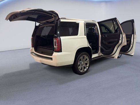 Used 2018 GMC Yukon Denali AWD/4WD image 12
