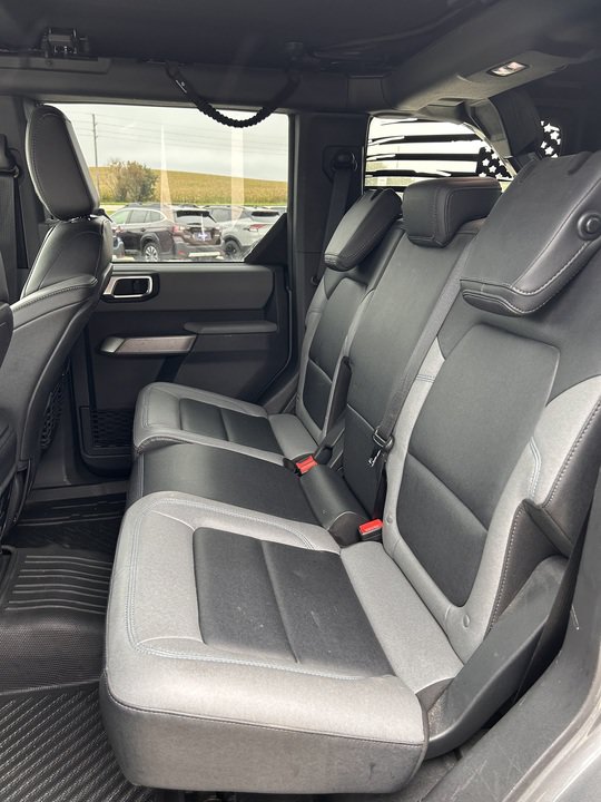 Used 2023 Ford Bronco Black Diamond AWD/4WD image 15