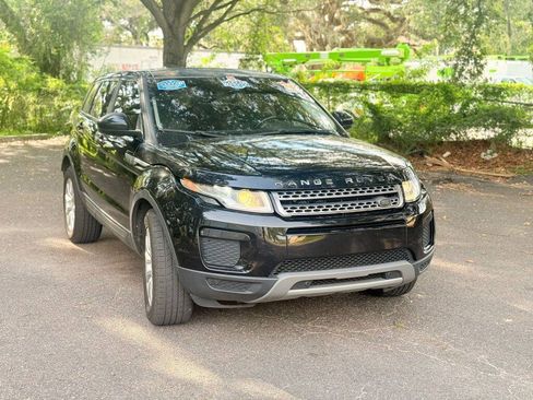 Used 2018 Land Rover Range Rover Evoque SE AWD/4WD image 3