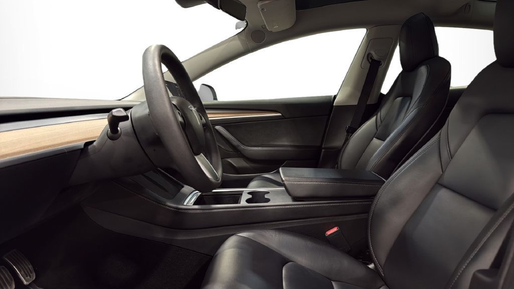 Used 2023 Tesla Model 3 Standard Range RWD image 21