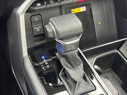 Used 2024 Toyota Tundra Platinum image 20