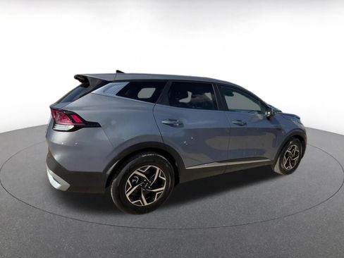 Used 2025 Kia Sportage LX FWD image 14