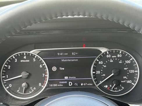 Certified 2025 Nissan Pathfinder SV w/ SV Premium Package FWD image 14