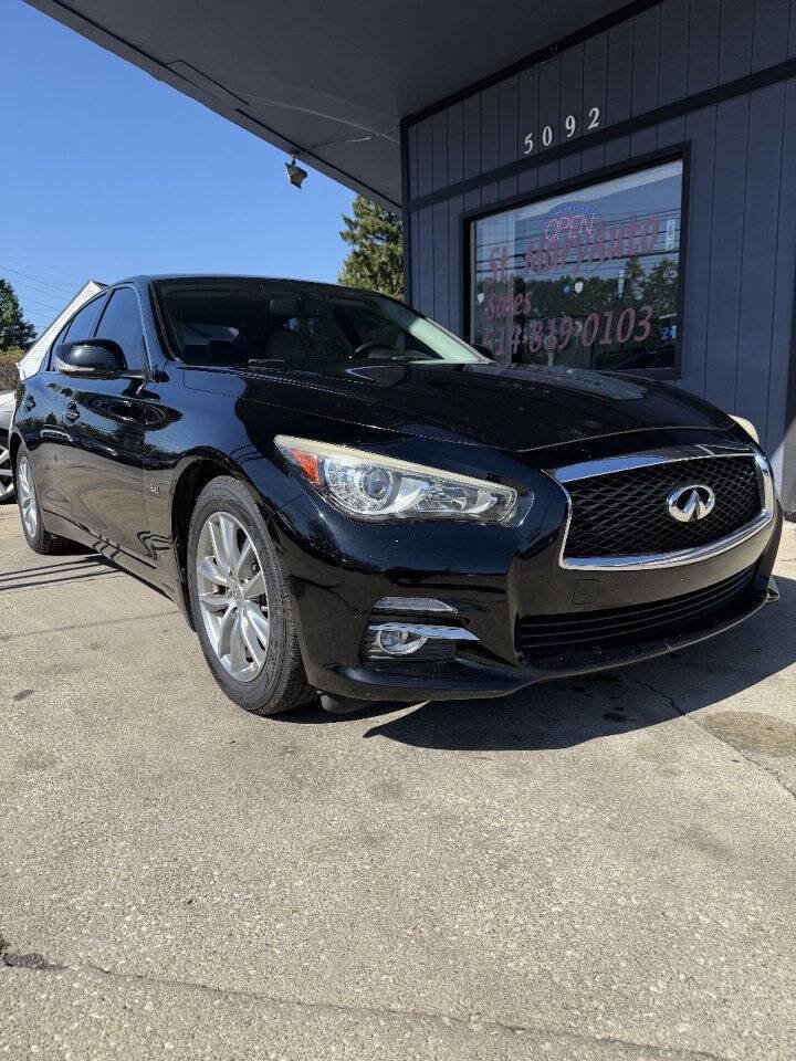 Used 2016 INFINITI Q50 3.0t Premium w/ 3.0T Premium Plus Package RWD image 3