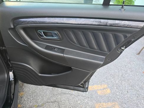 Used 2012 Ford Taurus Limited FWD image 14