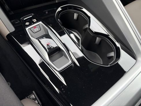 New 2025 Audi Q5 Premium Plus image 31