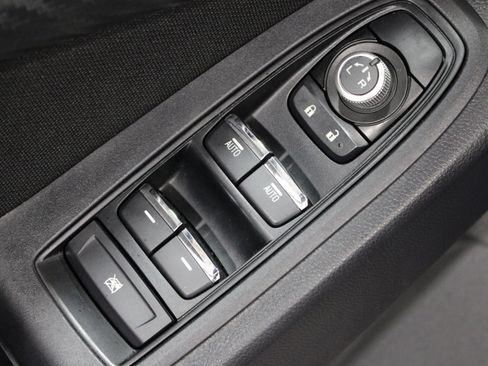 Used 2024 Subaru Ascent Premium AWD/4WD image 6