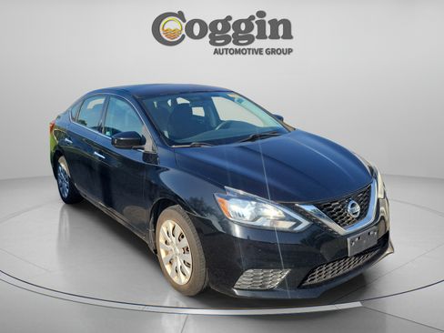 Used 2017 Nissan Sentra SV FWD image 7