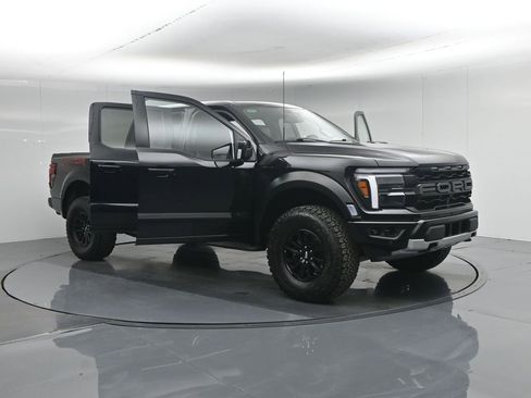 Certified 2025 Ford F150 Raptor AWD/4WD image 38