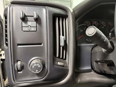 Used 2015 Chevrolet Silverado 3500 W/T image 14