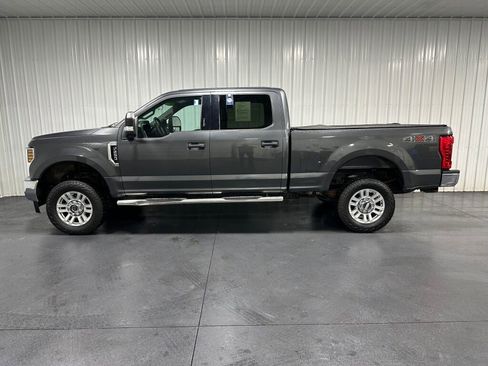 Used 2018 Ford F250 XLT w/ Snow Plow Prep Package image 4
