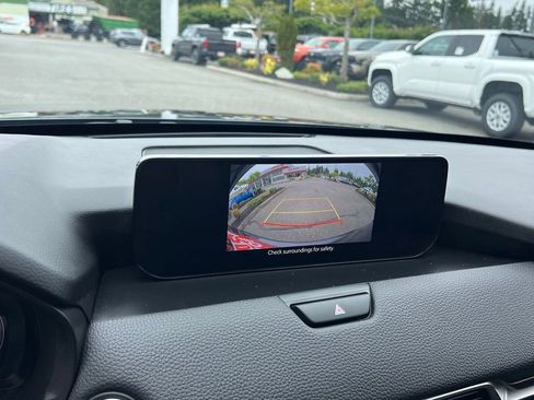 Used 2024 MAZDA CX-90 Plug-In Hybrid w/ Preferred AWD/4WD image 26
