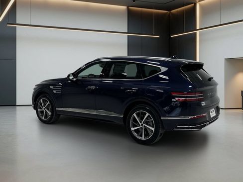 Certified 2026 Genesis GV80 2.5T Select AWD/4WD image 3