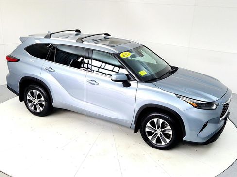 Certified 2022 Toyota Highlander XLE image 19