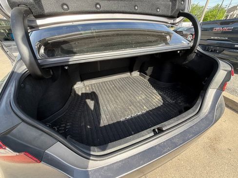 Used 2019 Toyota Camry SE w/ Audio Package FWD image 26