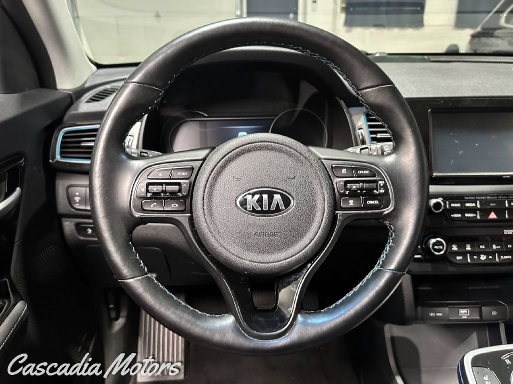 Used 2019 Kia Niro EX Premium w/ Cold Weather Package 1.0 FWD image 39