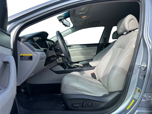 Used 2015 Hyundai Sonata SE w/ Option Group 09 image 10