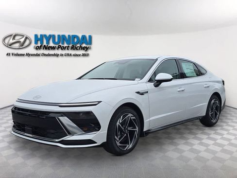 New 2026 Hyundai Sonata SEL image 1