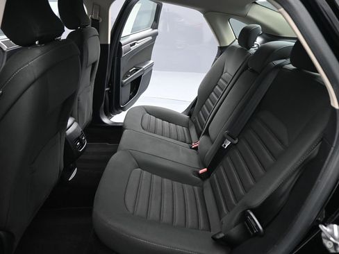 Certified 2017 Ford Fusion SE image 18