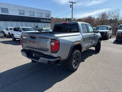 New 2025 GMC Canyon Elevation w/ Convenience Package image 7