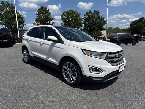 Used 2018 Ford Edge Titanium w/ Equipment Group 301A AWD/4WD image 1