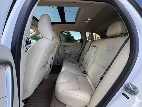 Used 2015 Volvo XC60 T6 Premier Plus AWD/4WD image 27