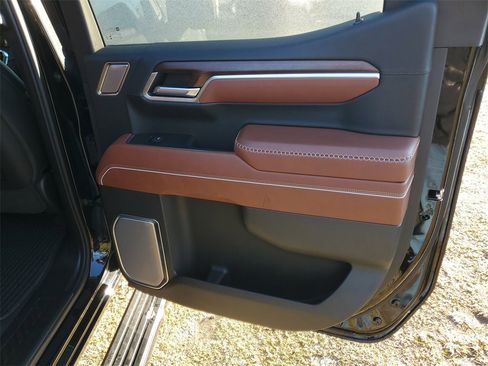 Used 2026 GMC Sierra 1500 Denali Ultimate image 34