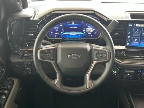 Used 2026 Chevrolet Silverado 2500 ZR2 AWD/4WD image 17