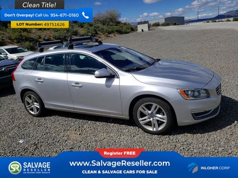 Used 2015 Volvo V60 T5 Premier image 5