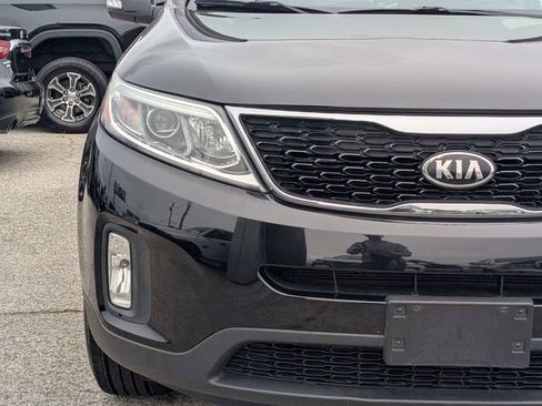 Used 2014 Kia Sorento LX AWD/4WD image 9