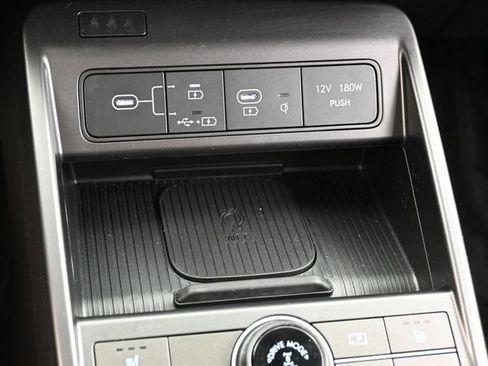 Used 2025 Hyundai Kona SEL AWD/4WD image 26