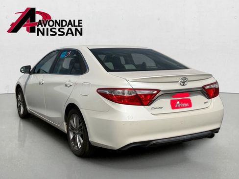 Used 2016 Toyota Camry SE FWD image 3