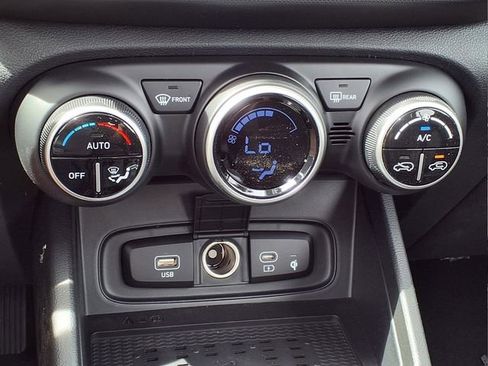 New 2026 Hyundai Venue SEL FWD image 16