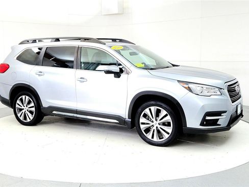 Used 2020 Subaru Ascent Limited w/ Technology Package AWD/4WD image 7