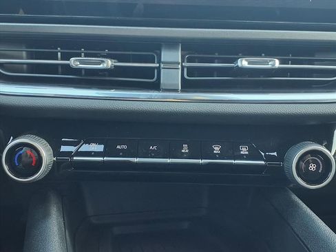 New 2026 Chevrolet Equinox EV LT image 5