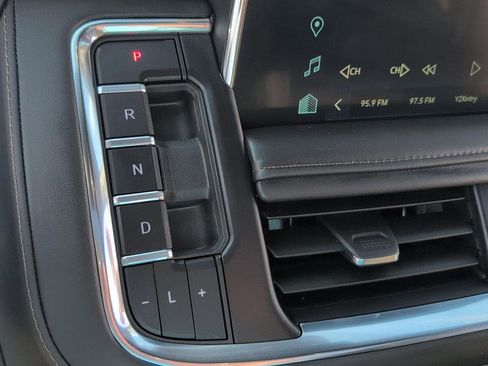 Used 2024 Chevrolet Tahoe High Country w/ Max Trailering Package image 27