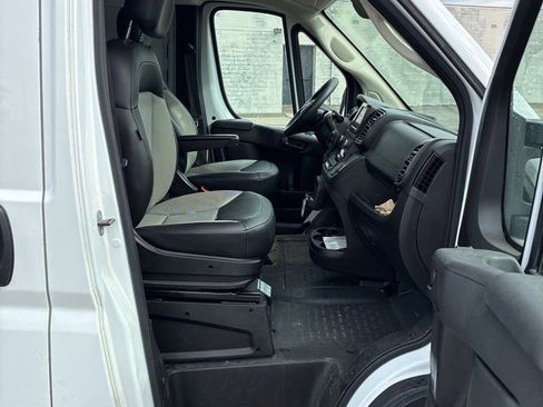Used 2023 RAM ProMaster 2500 image 6