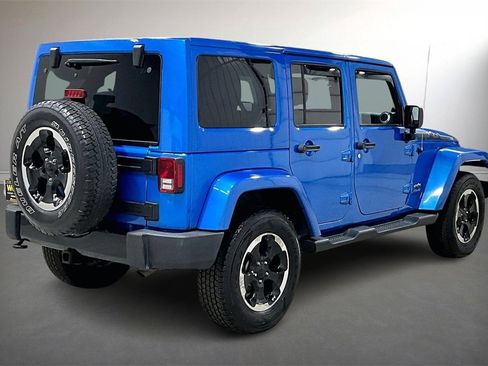 Used 2014 Jeep Wrangler Unlimited Sahara image 5