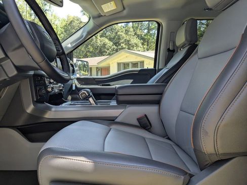 New 2025 Ford F150 Lariat w/ Equipment Group 502A High image 25