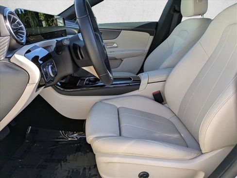 Used 2024 Mercedes-Benz CLA 250 image 19