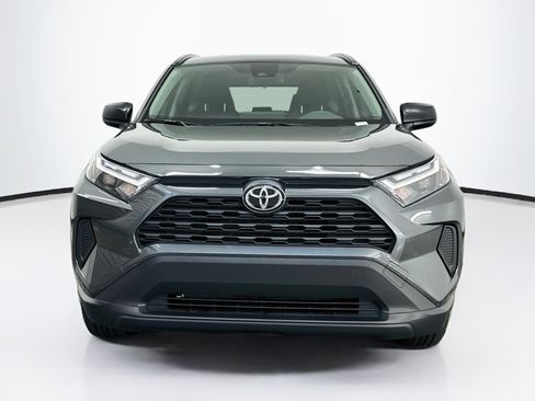 Used 2025 Toyota RAV4 LE AWD/4WD image 2