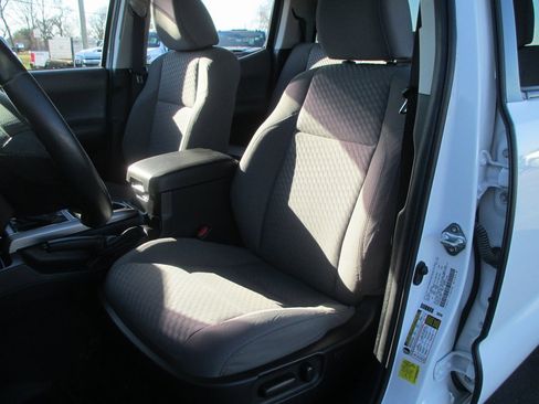 Used 2021 Toyota Tacoma SR5 image 14