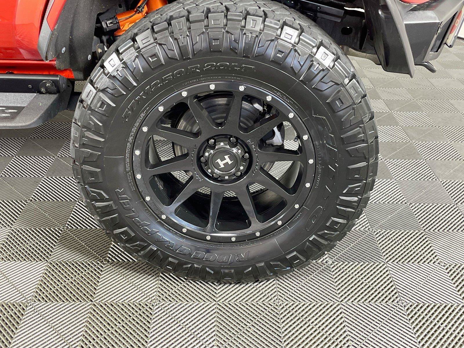 Used 2024 Ford Bronco Raptor w/ Interior Carbon Fiber Pack 6 AWD/4WD image 33