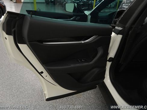 Used 2022 Maserati Levante Modena image 37