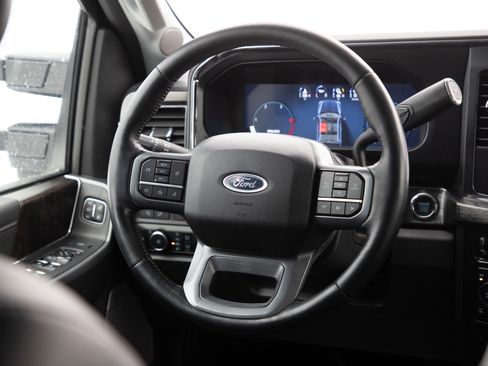 Used 2024 Ford F250 Lariat w/ Sport Appearance Package image 17