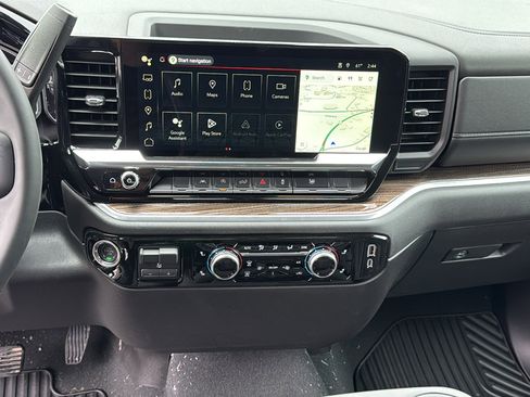 New 2026 GMC Sierra 1500 Elevation image 17