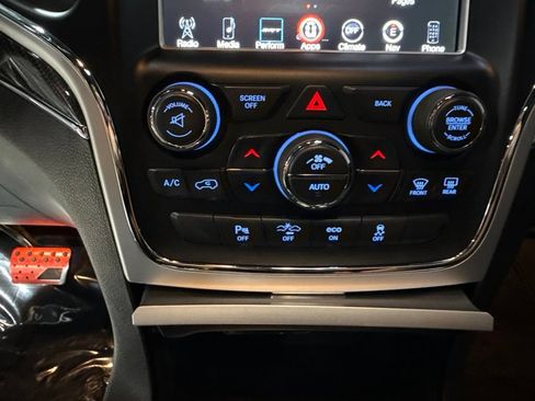 Used 2014 Jeep Grand Cherokee SRT AWD/4WD image 24